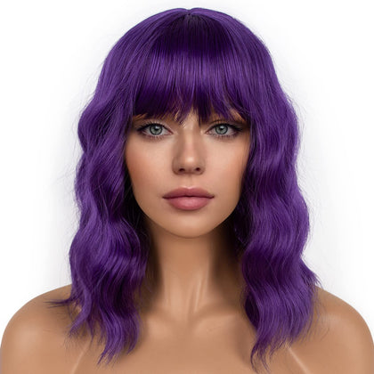 Perruque bob courte violet foncé avec frange vue de face