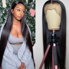 Perruque lace front droite bunGiol vue de face avec cheveux noirs