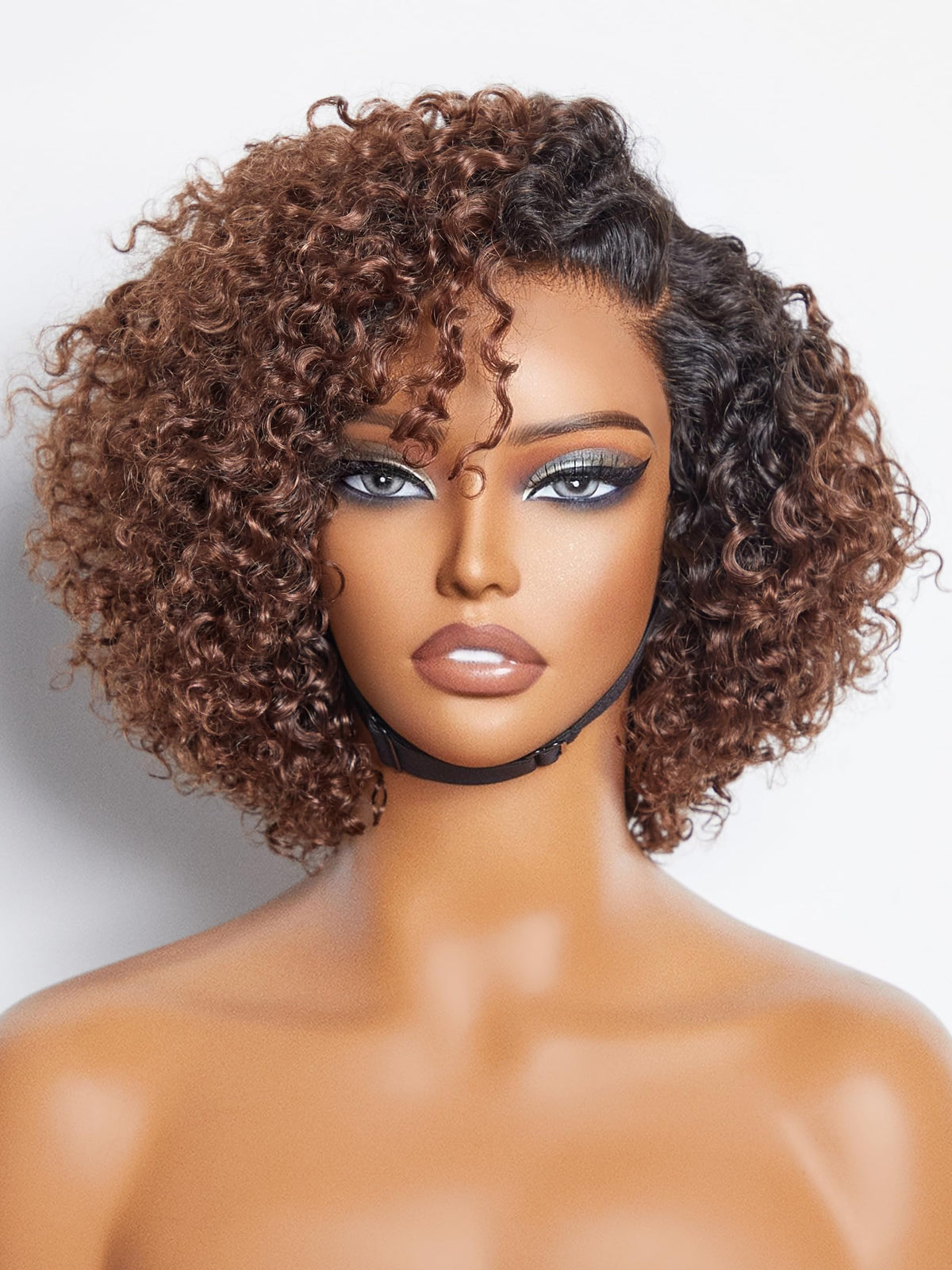 Perruque LUVME HAIR Kinky Curly Ombre Brun 8 pouces vue de face