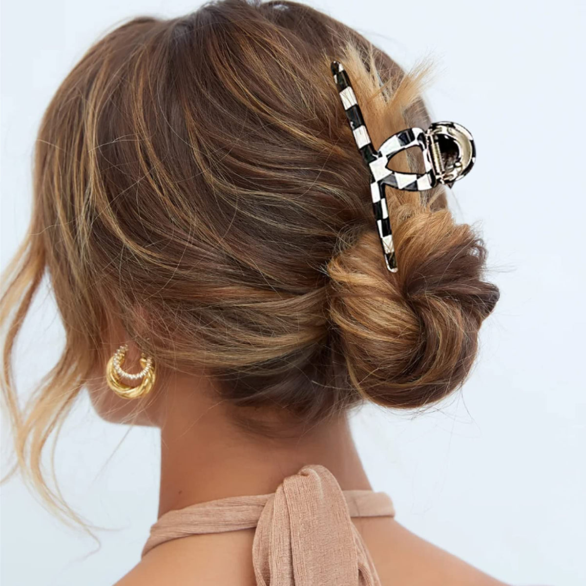 Pince à cheveux FAELBATY en acétate motif échiquier vue de dos