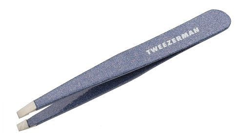 Pince à épiler Tweezerman Slant dans son emballage