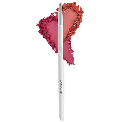 Pinceau angulé wet n wild pour fond de teint vue de face
