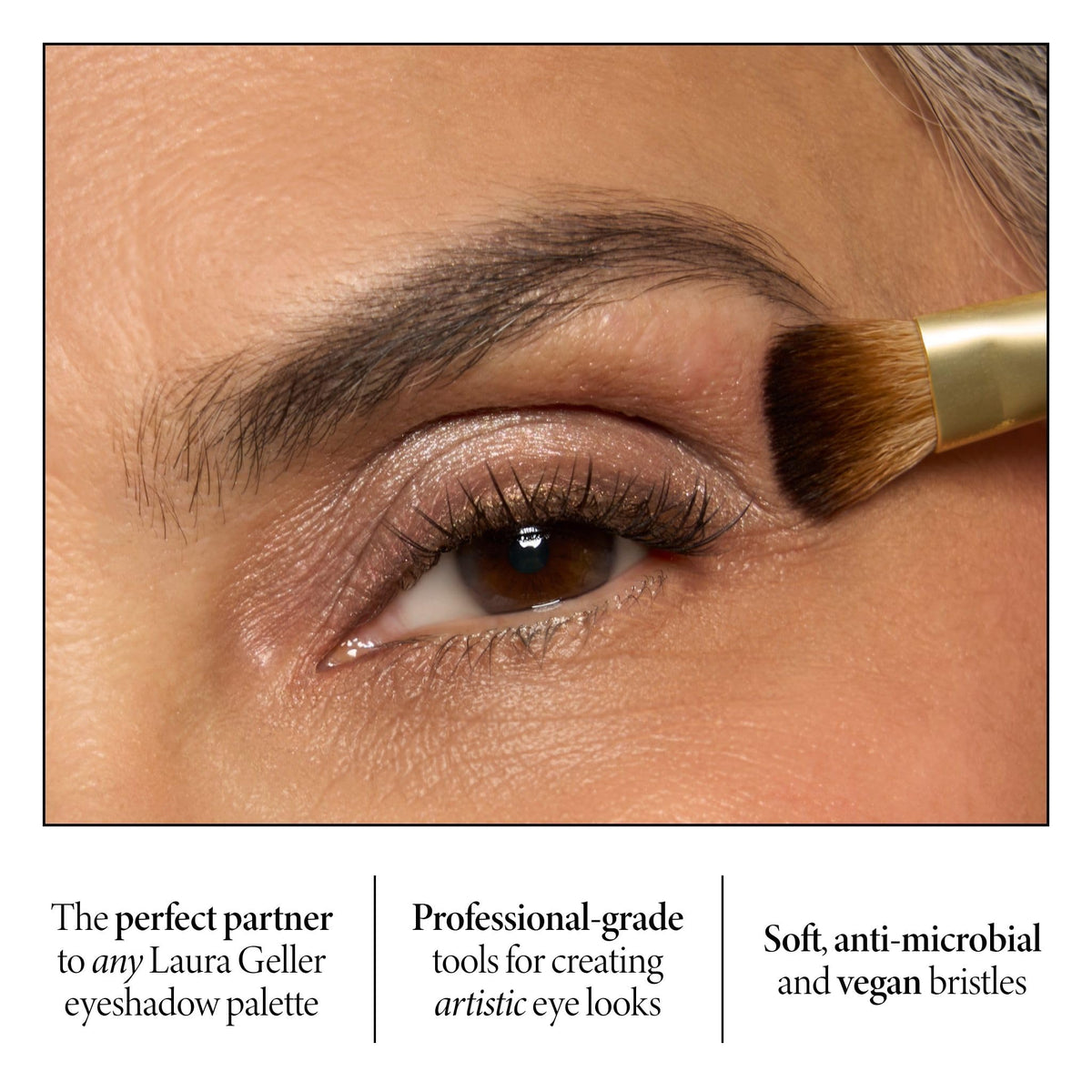 Pinceau eyeliner double embout de LAURA GELLER