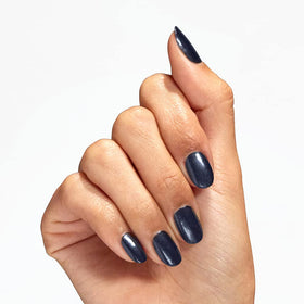 Pinceau large du vernis à ongles OPI Midnight Mantra