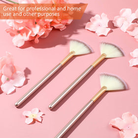 Pinceaux Maitys avec textures variées de maquillage
