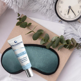 Plexaderm Sérum de Collagène de Nuit 30mL en situation de soins de la peau