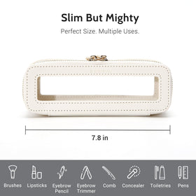 Pochette Aveniee dans un sac à main, montrant sa taille compacte