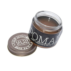Pommade 18.21 Man Made 2oz avec couvercle ouvert, couleur crème