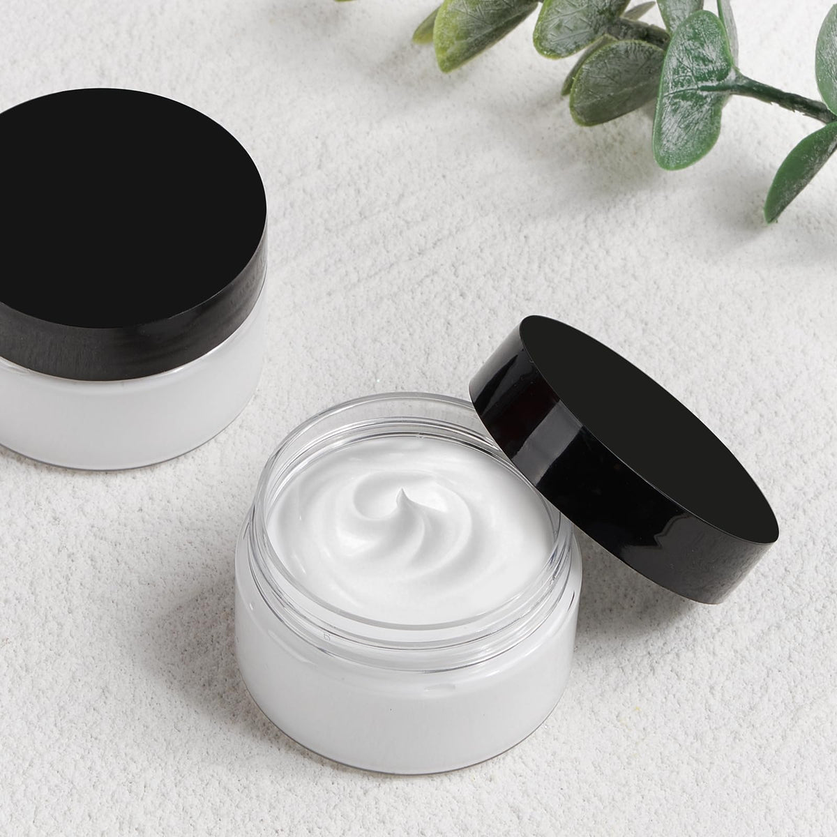 Pots TUZAZO montrant le joint en mousse à l'intérieur du couvercle