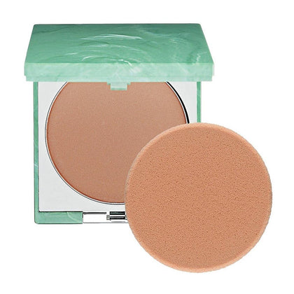 Poudre fond de teint Clinique Double Face 2-en-1 couleur Miel, vue de face