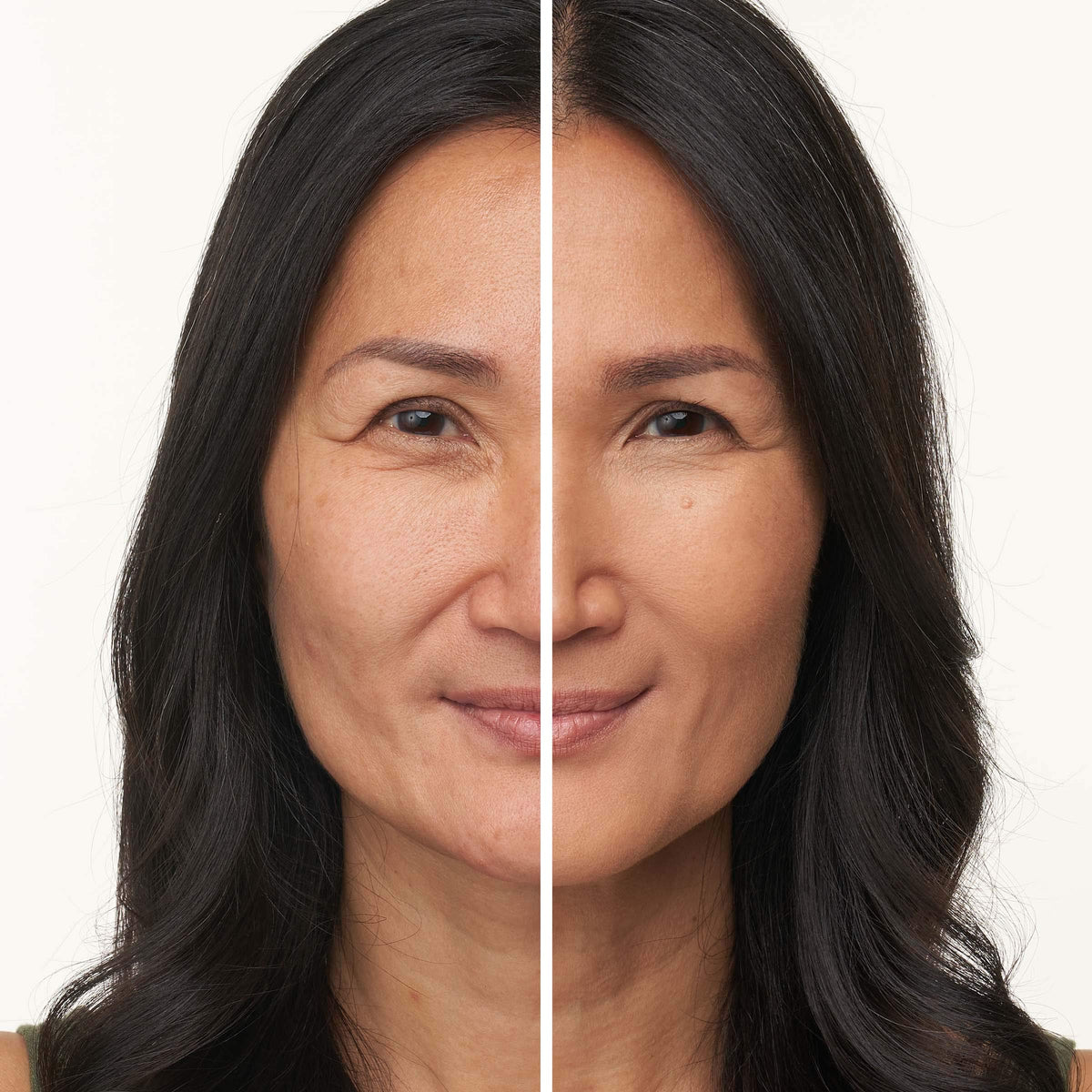 Poudre minérale pressée jane iredale Golden Glow avec son applicateur