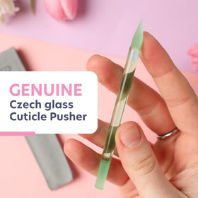 Pousse-cuticules en verre tchéque BONA FIDE BEAUTY avec étui en microfibre