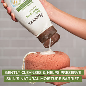 Présentation du gel douche Aveeno avec texture crémeuse