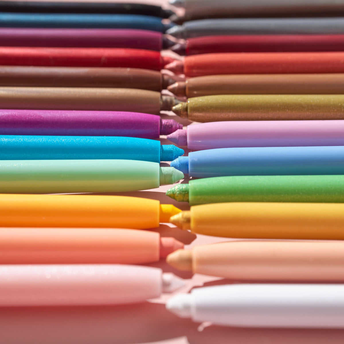 Présentation du kit de crayons eyeliner dans son emballage