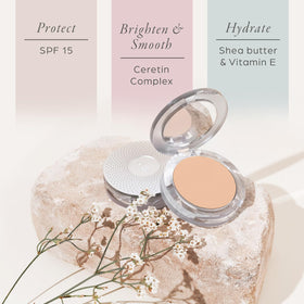 PÜR MINERALS Fond de Teint Poudré 4-en-1 SPF 15 Vanille dans son emballage