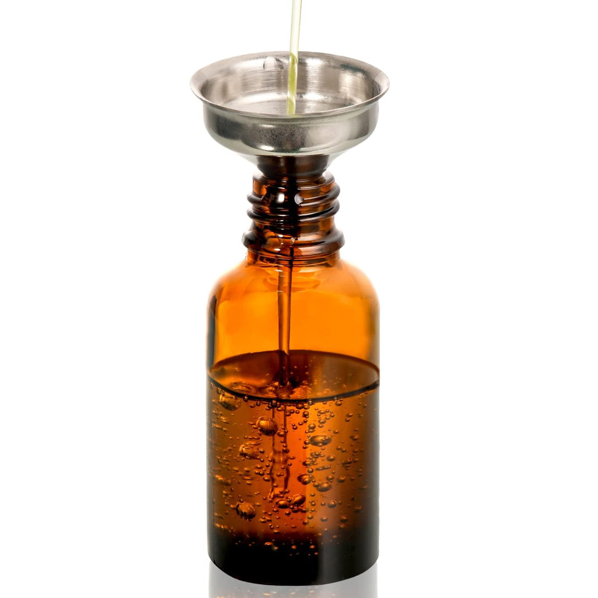 Quatre flacons en verre ambre AOZITA sur fond blanc