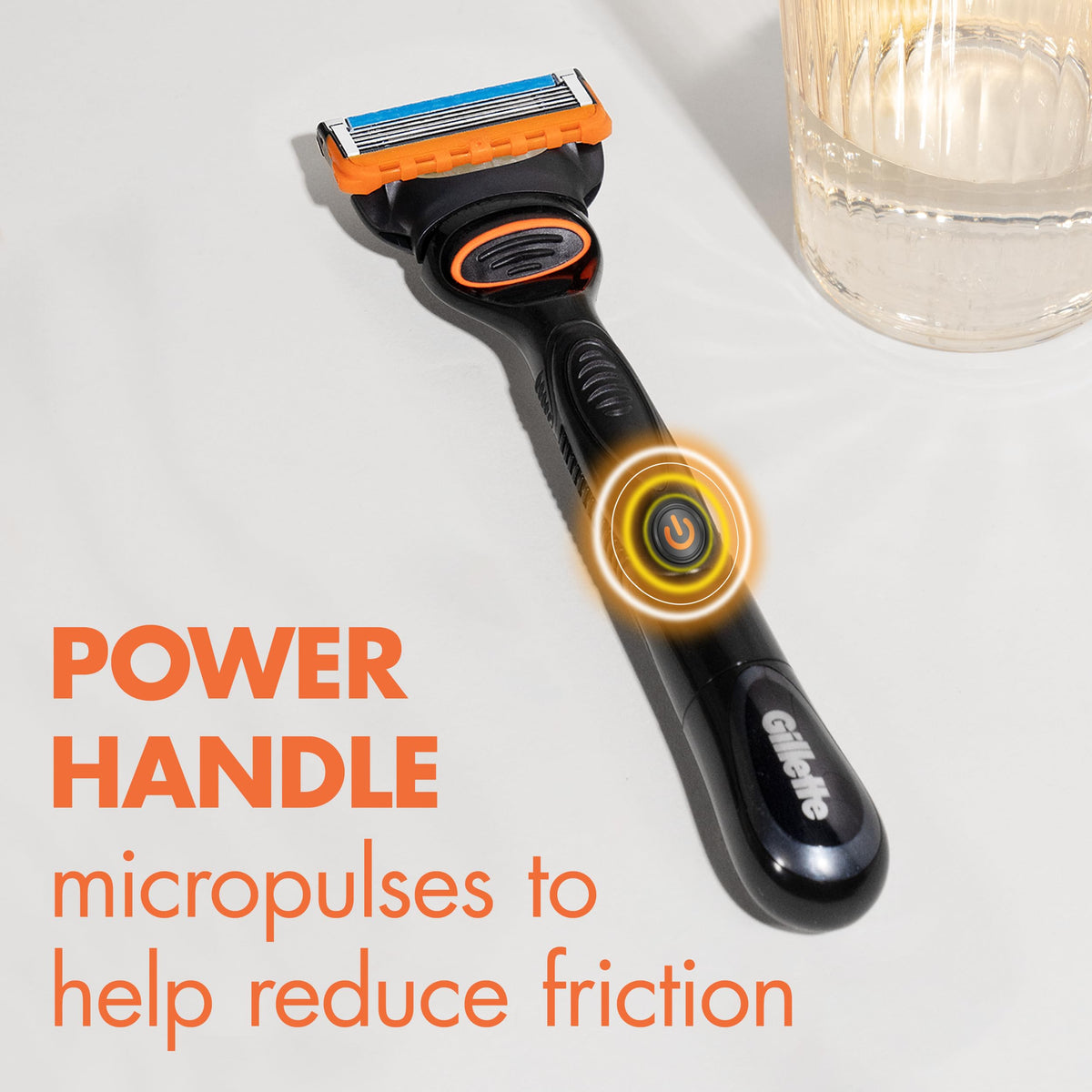 Rasoir Gillette Fusion5 Power en utilisation sur la peau
