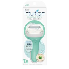 Rasoir INTUITION pour femmes avec lames et capuchon en vue de face