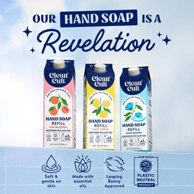 Recharge de savon Cleancult avec une main utilisant le produit