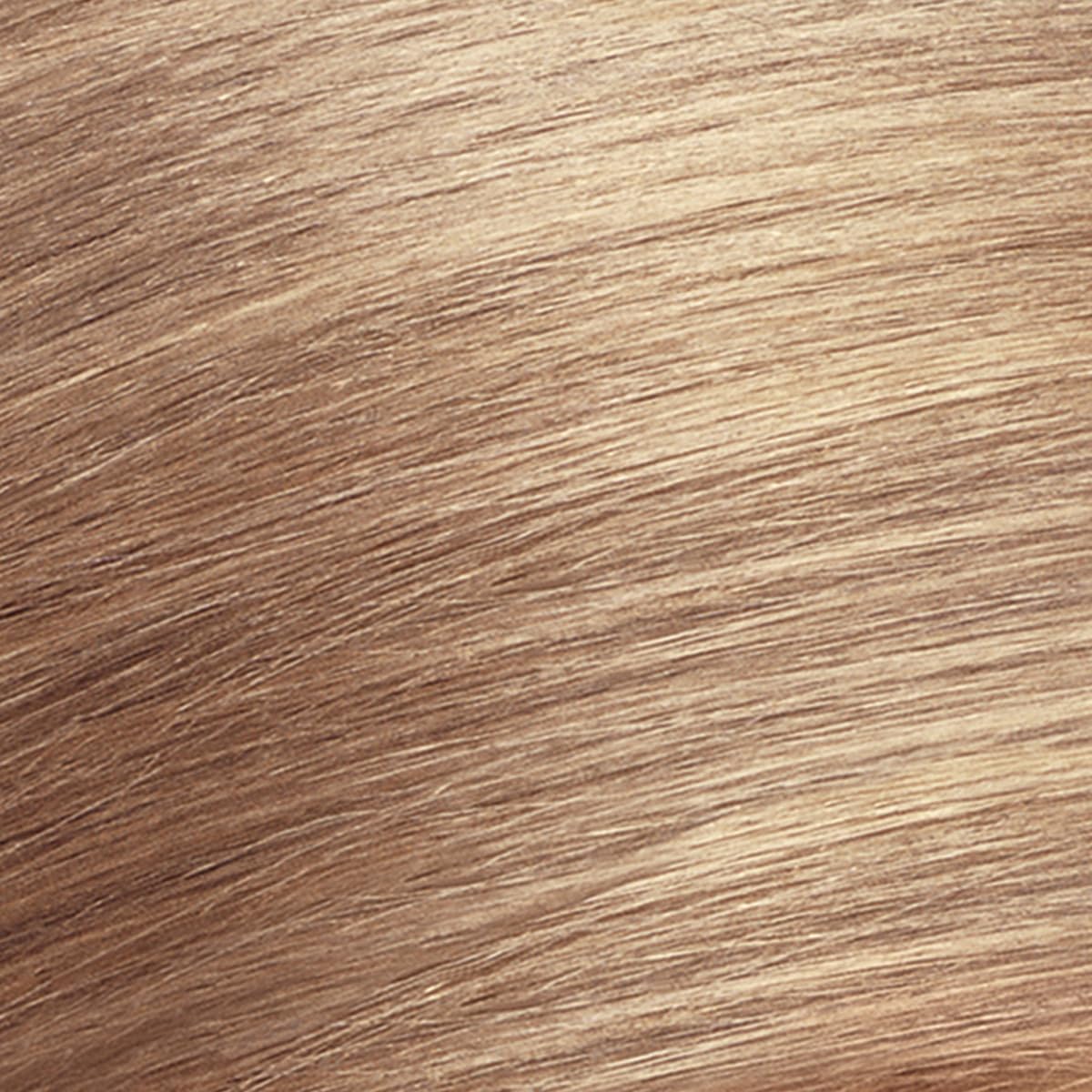 REVLON ColorSilk Teinture Cheveux N°45 Auburn Éclat - application sur cheveux