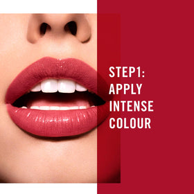 Rimmel Provocalips 16h rouge à lèvres Firecracker, application en deux étapes