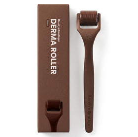 ROSELYNBOUTIQUE Derma Roller avec 192 aiguilles en titane, vue de face