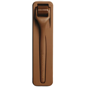 ROSELYNBOUTIQUE Derma Roller vue de côté montrant la poignée solide