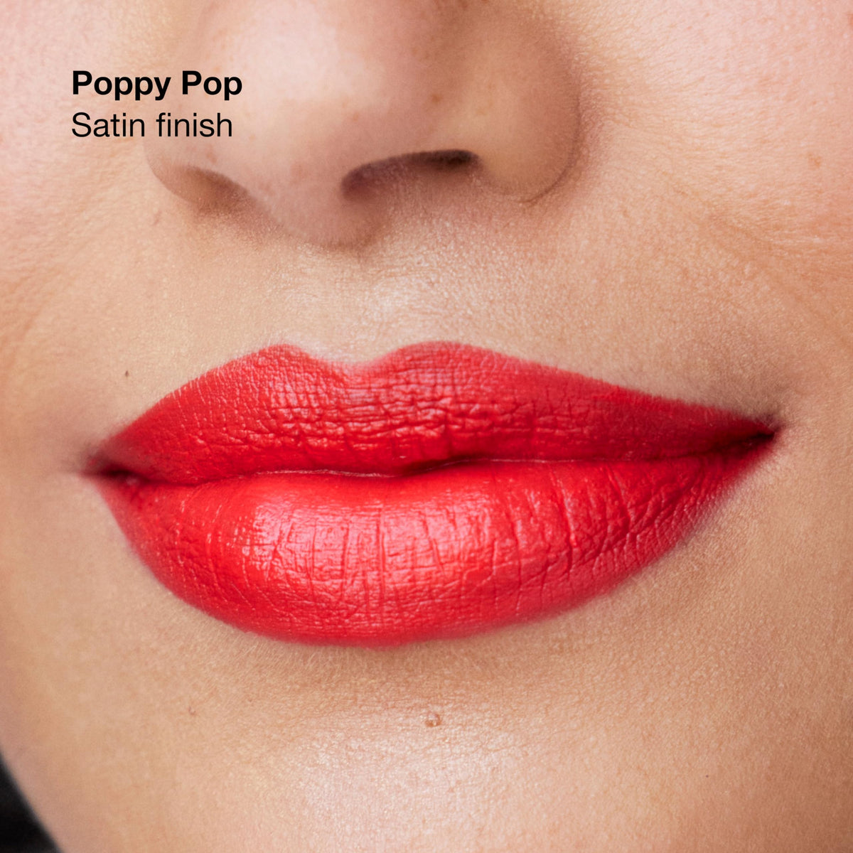 Rouge à lèvres Clinique Pop couleur Poppy Pop, finition Mat, vue arrière