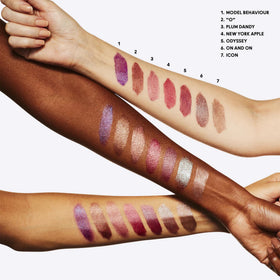 Rouge à Lèvres MAC Plum Dandy emballage avec logo MAC