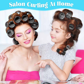 Rouleaux à cheveux en action, coiffure avec boucles
