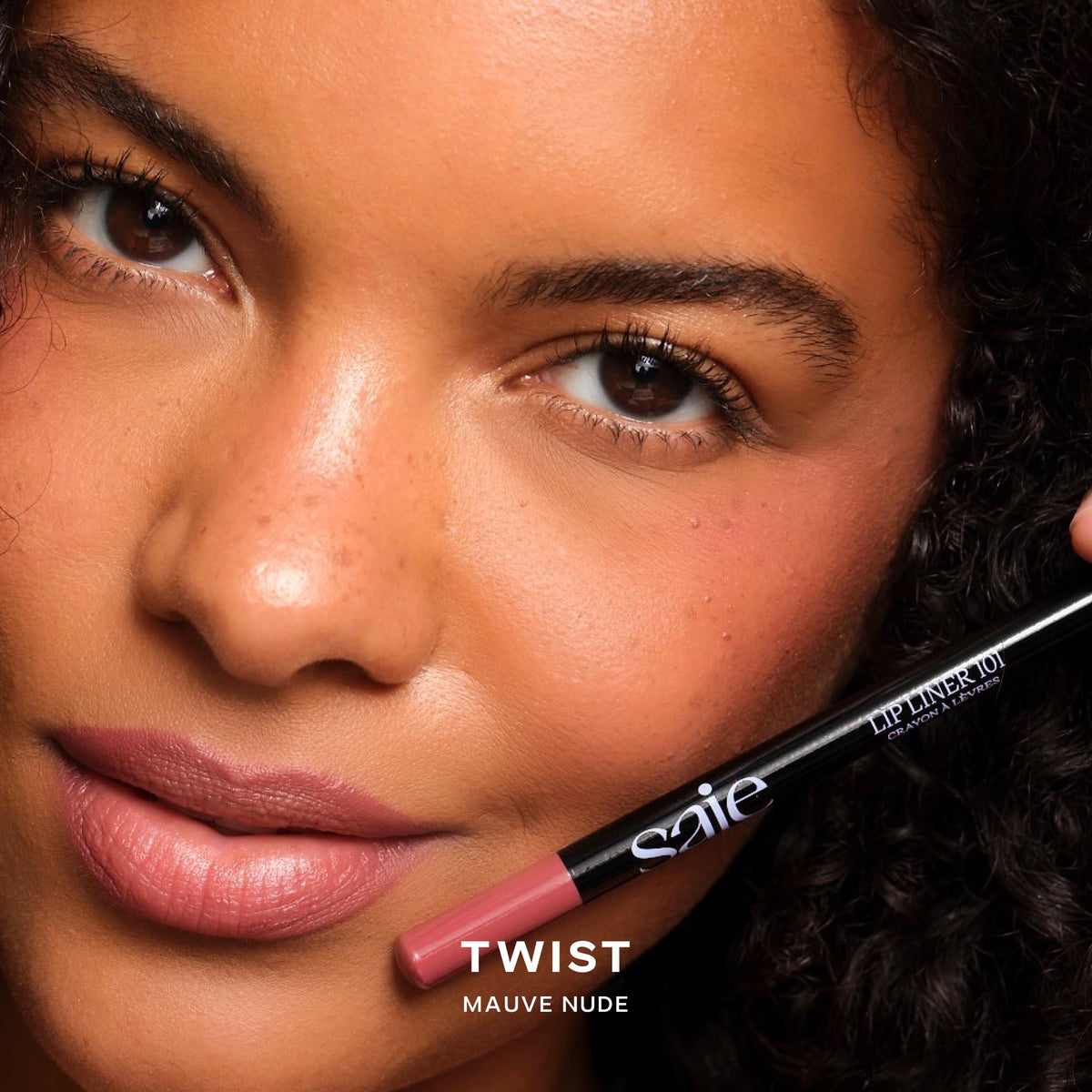 Saie Lip Liner 101 crayon à lèvres avec beurre de karité et huile de jojoba