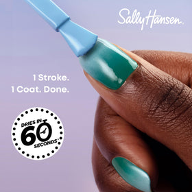 Sally Hansen Vernis à Ongles Insta-Dri 489 Ciel Bleu Pâle - Gros plan sur le pinceau