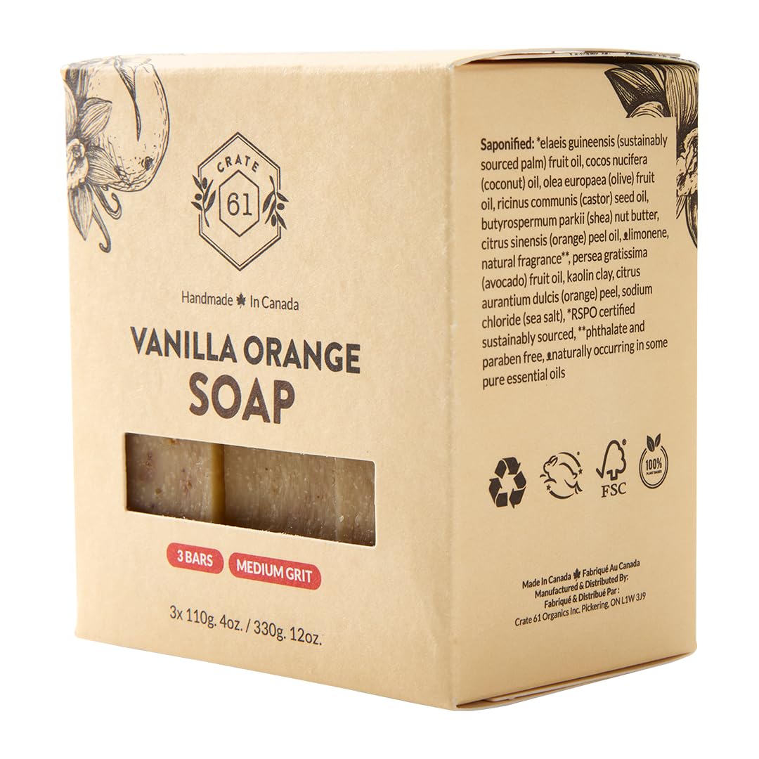 Savon fait main Crate 61 Organics sur une surface en bois