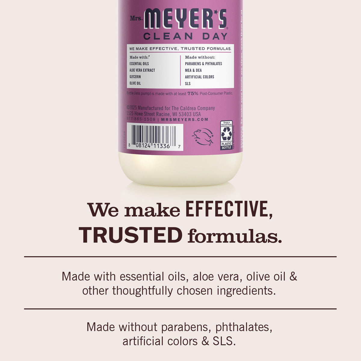 Savon liquide pour les mains Mrs. MEYER'S avec des baies de prune sur fond blanc
