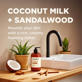 Savon liquide Soapbox au parfum de vanille sur fond blanc