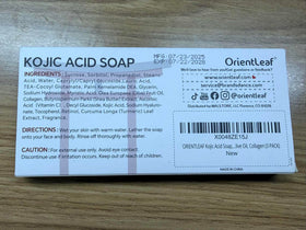 Savon ORIENTLEAF dans un sac de voyage, prêt à être utilisé