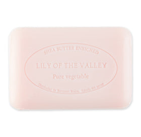 Savon Pre de Provence au muguet sur un lavabo