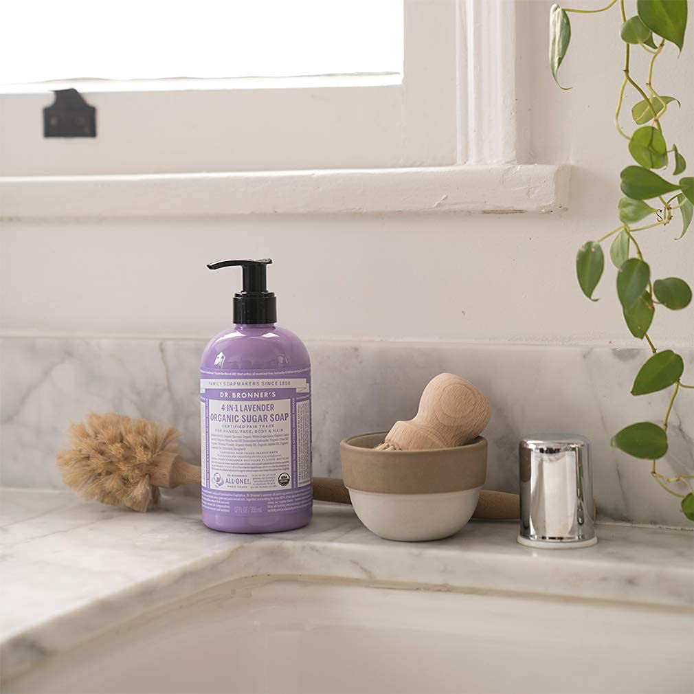 Savon sucré bio Dr. Bronner's à la lavande, mousse crémeuse