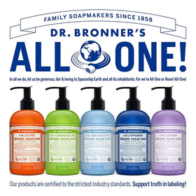 Savon sucré bio Dr. Bronner's à la lavande, utilisation sur le corps