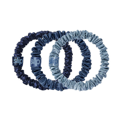 Scrunchies en soie SLIP couleur saphir vue de face