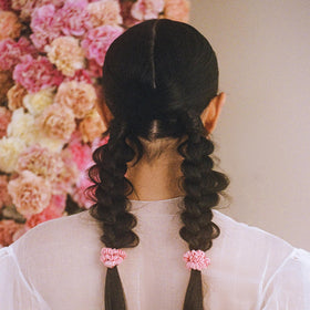 Scrunchies SLIP dans un cadre élégant, style de vie