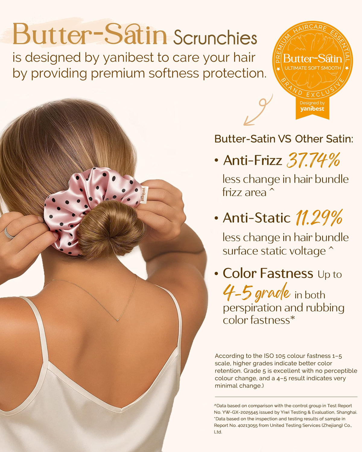 Scrunchy YANIBEST en satin sur un poignet comme accessoire
