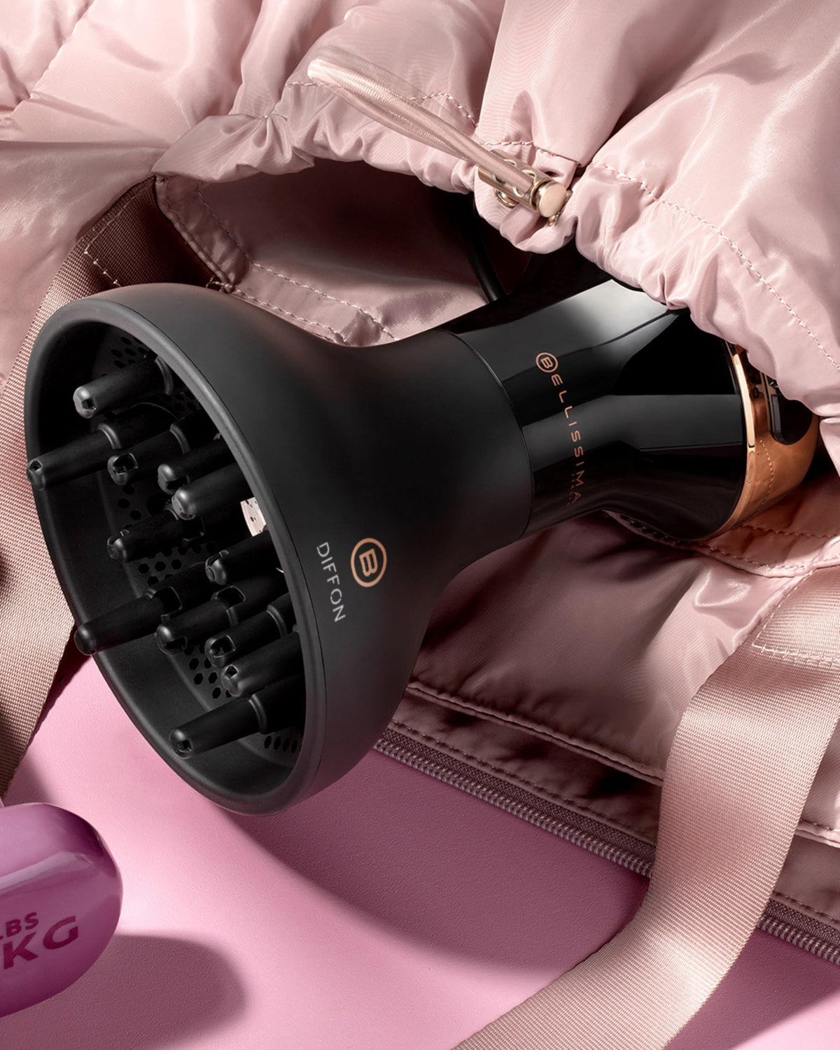 Sèche-cheveux BELLISSIMA Diffon Céramique sur une coiffeuse