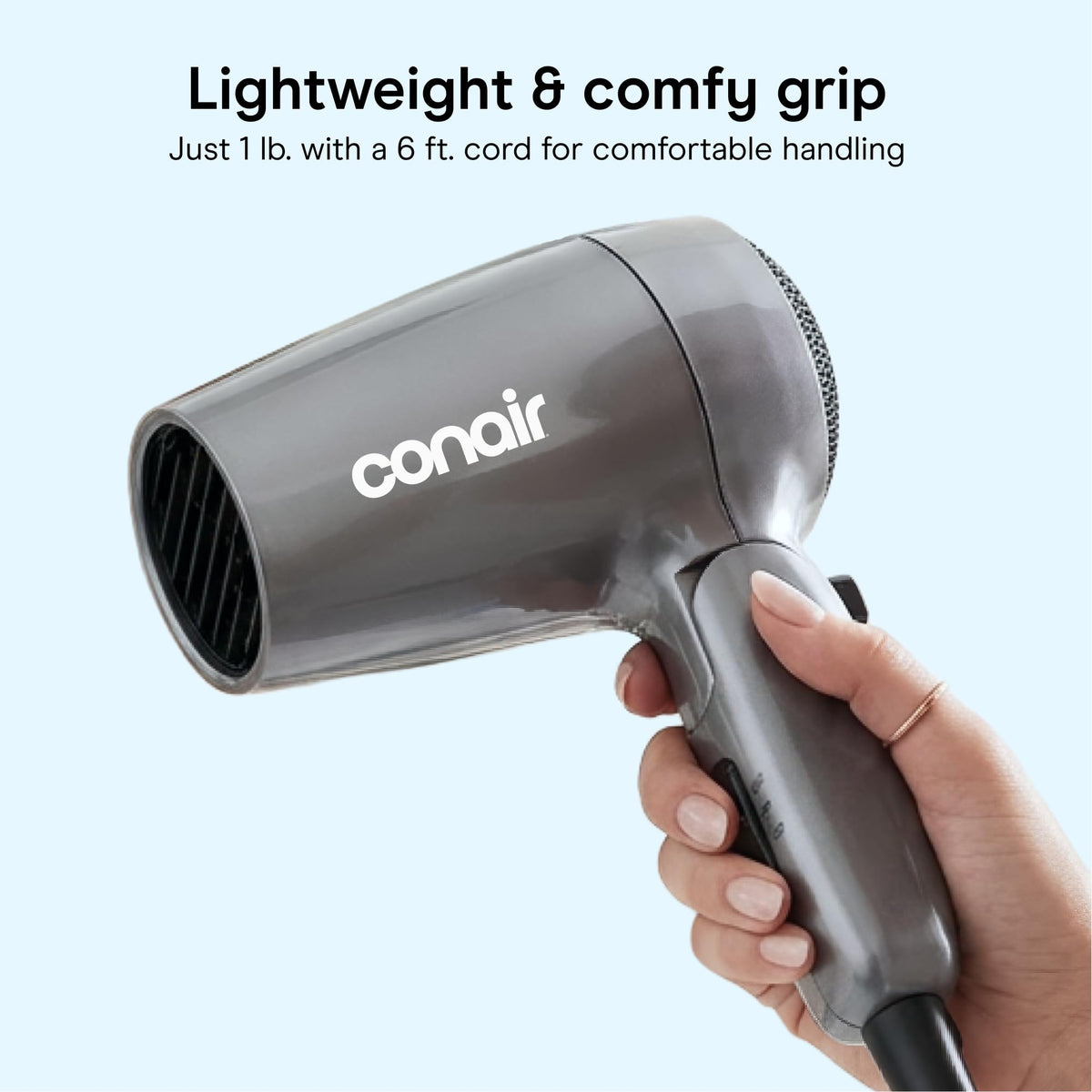 Sèche-cheveux Conair avec accessoires dans une valise