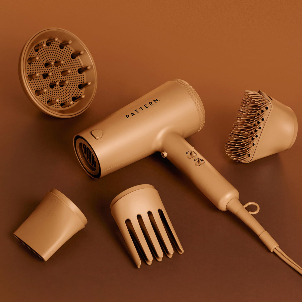 Sèche-Cheveux PATTERN sur fond neutre