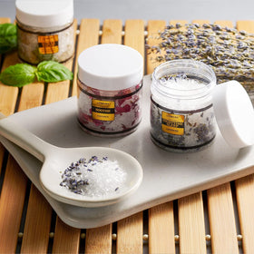 Sels de bain à la lavande dans le coffret LOVERY