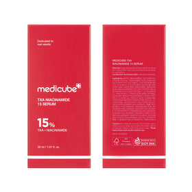 Sérum medicube TXA & Niacinamide 15% en utilisation sur le visage