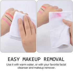 Serviette en microfibre SINLAND repliée, idéale pour le nettoyage du visage