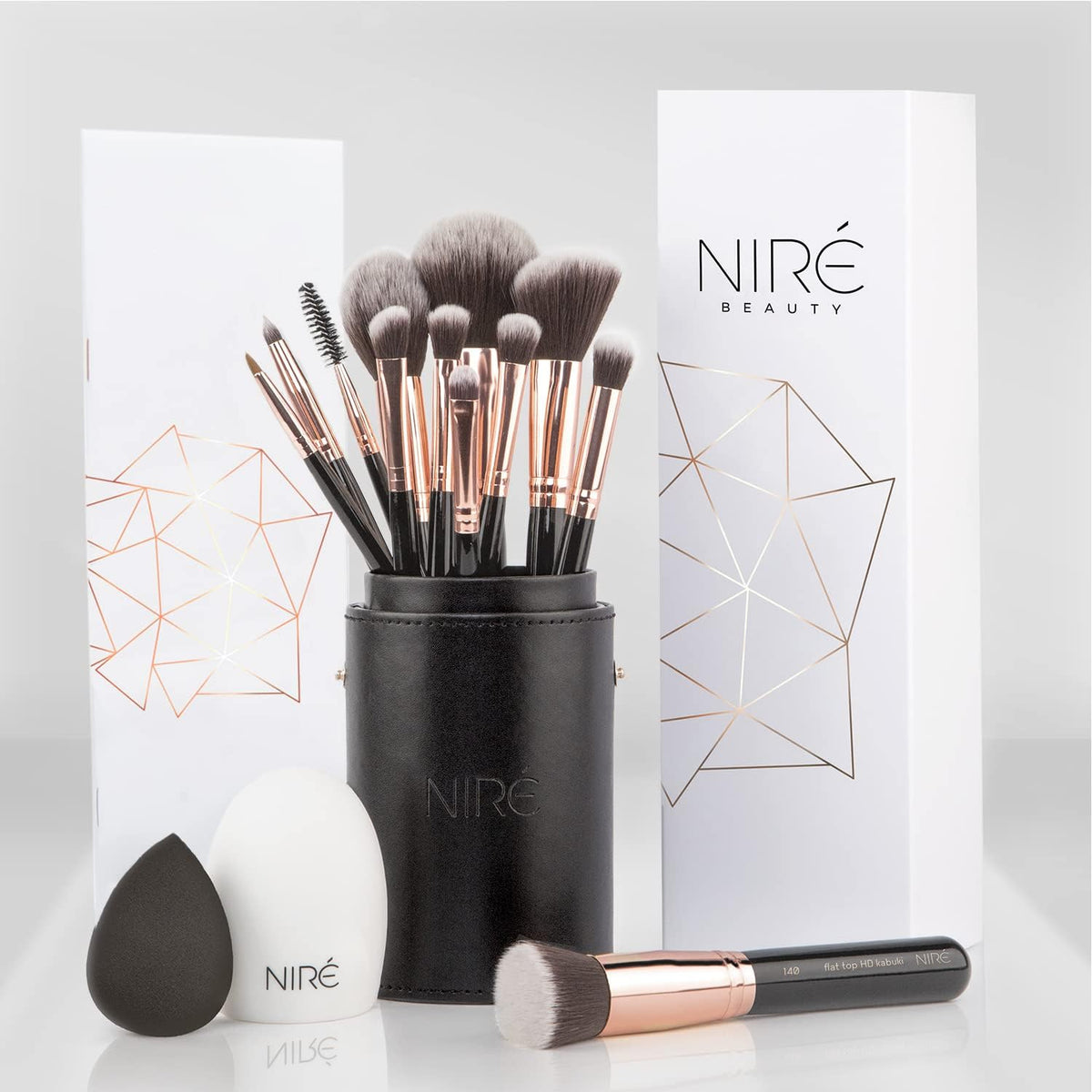 Set de pinceaux de maquillage Niré 15 pièces noir et rose gold vue de face