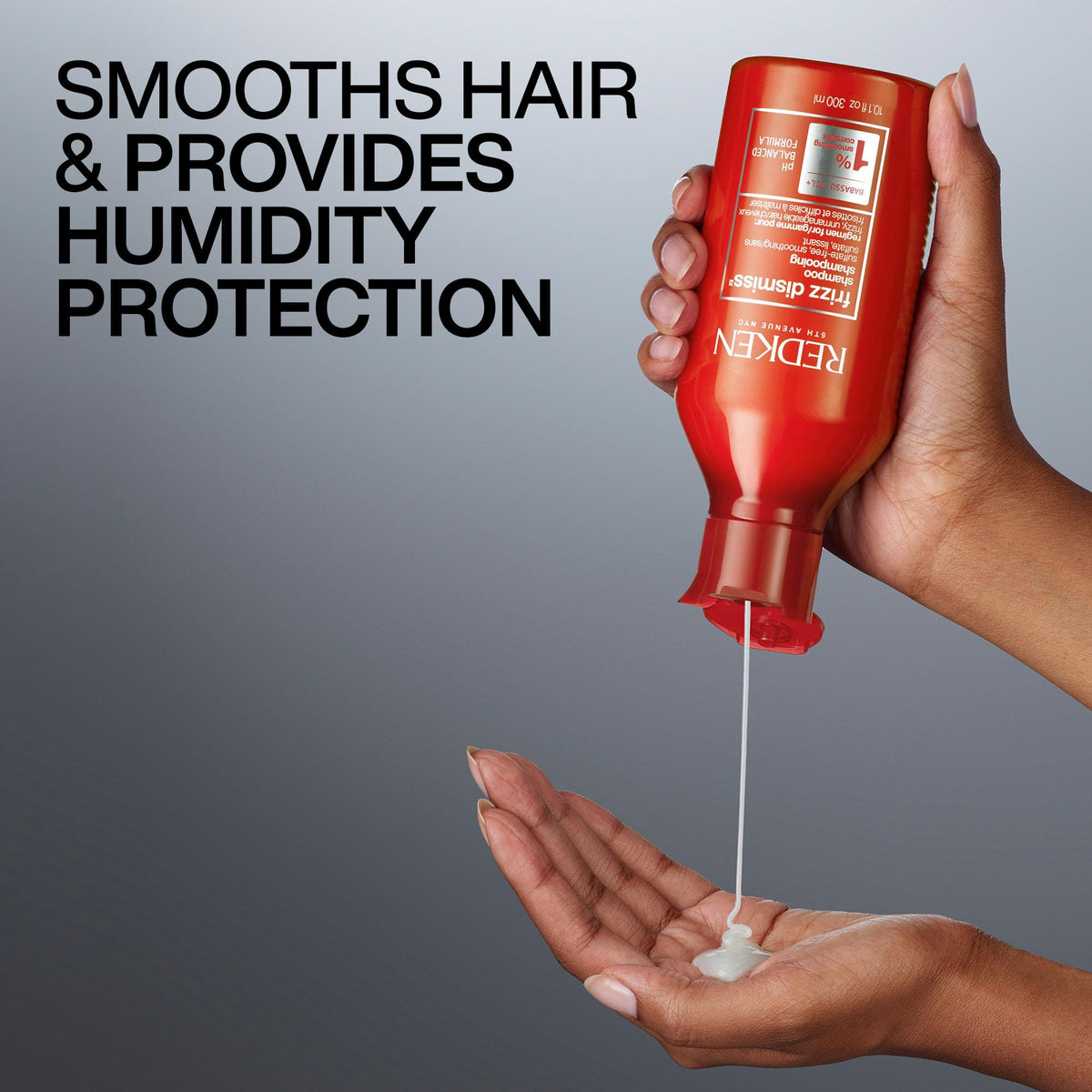 Shampoing Redken Frizz Dismiss 330g en usage sur cheveux